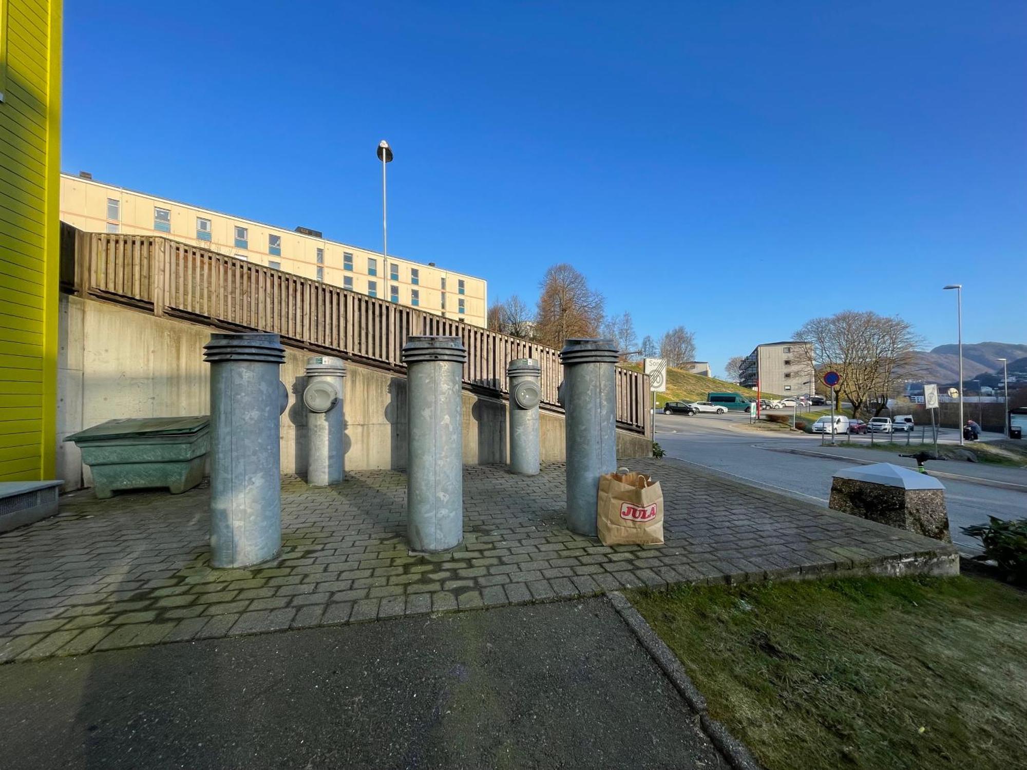 3 Sleeping For 82m2 Which Direct Traffic To Airport And Center Leilighet
